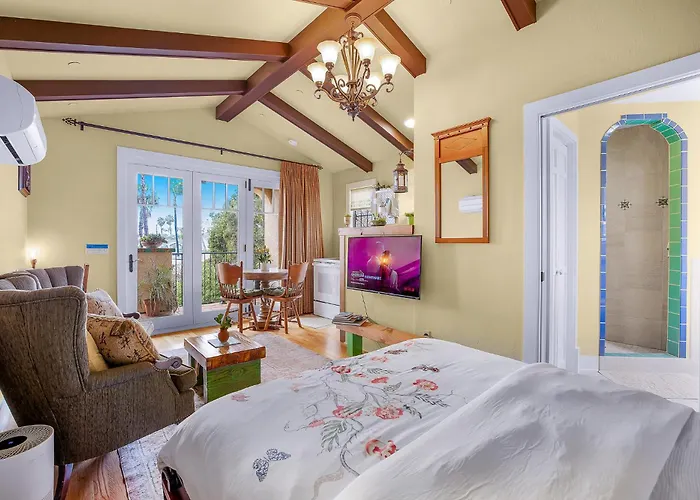 Spanish Style Cozy Studio